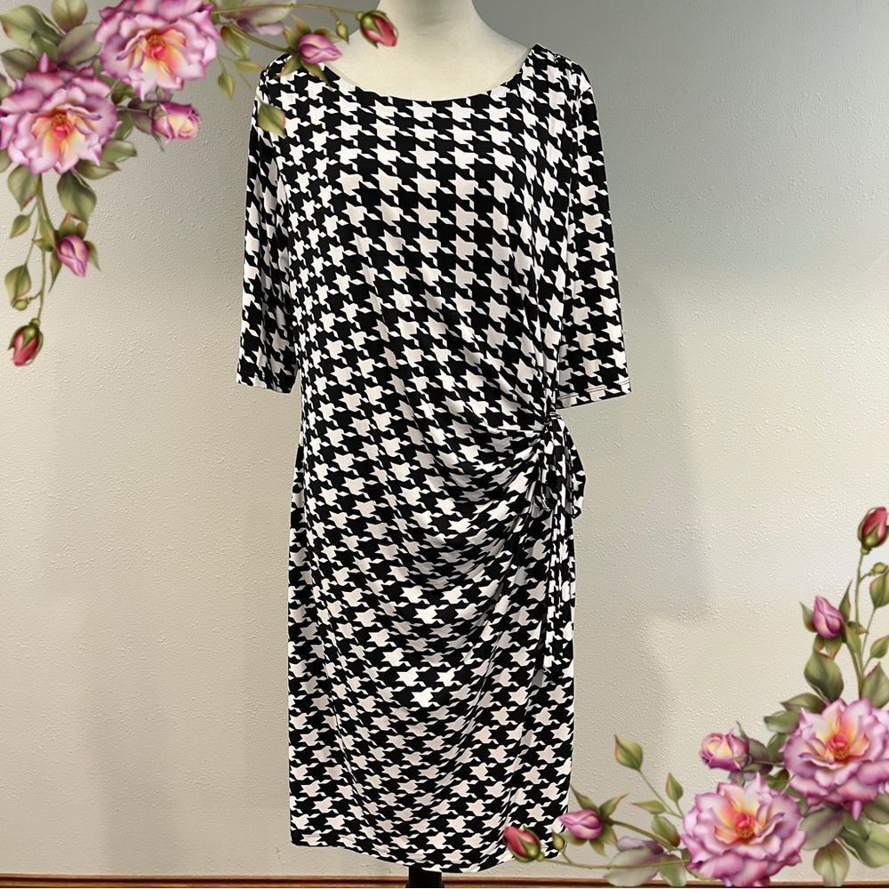 Kiara Elegant long sleeve Black and White Houndstooth Dress‎ size extra large